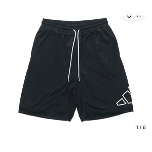 adidas logo Essentials shorts Mens XL new with tags